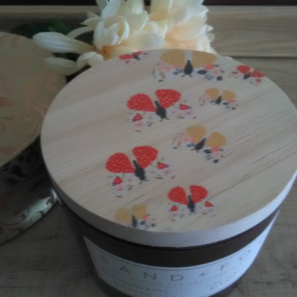 New SAND + FOG Strawberry Mimosa Candle - Picture 4 of 7